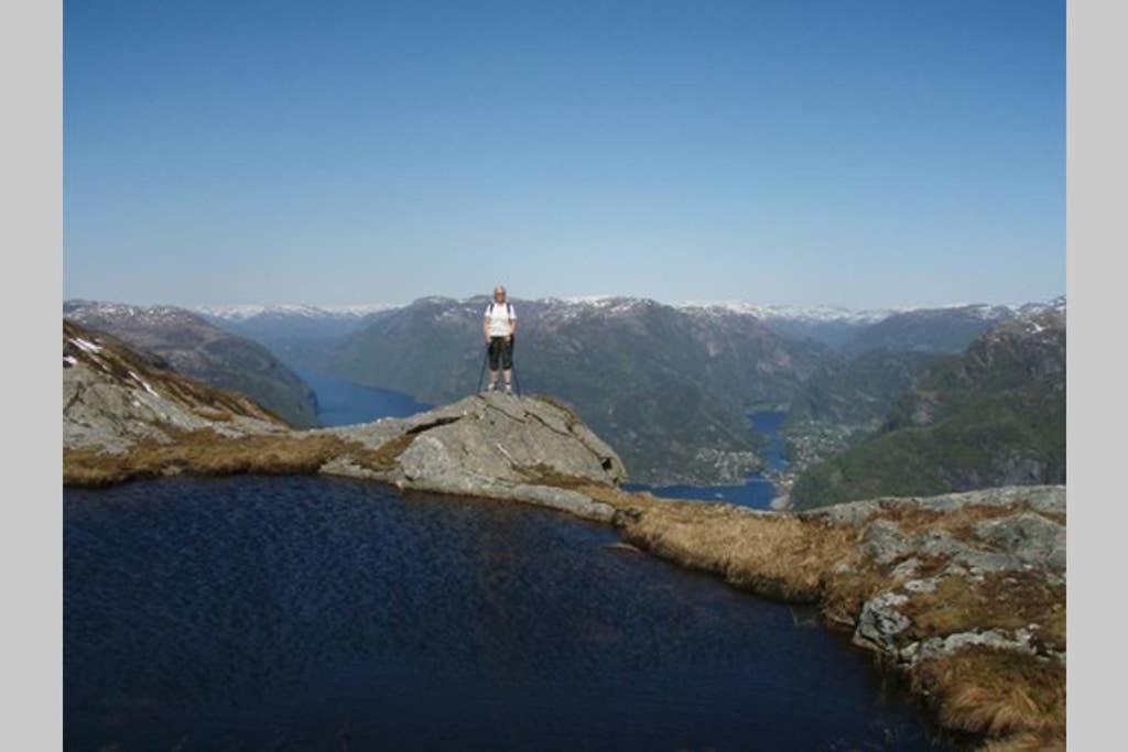 Lonevåg Skjerping Gardshus, 빌라 외부 사진