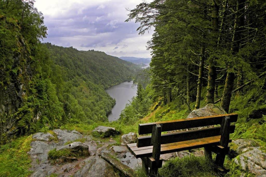 Lonevåg Skjerping Gardshus, 빌라 외부 사진
