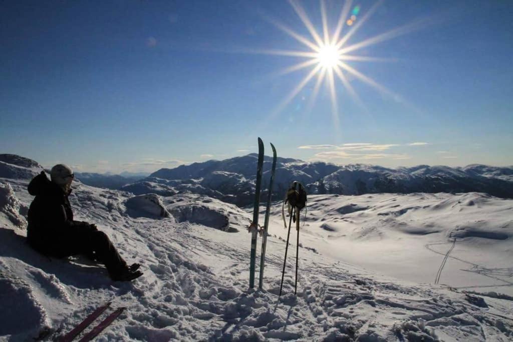 Lonevåg Skjerping Gardshus, 빌라 외부 사진